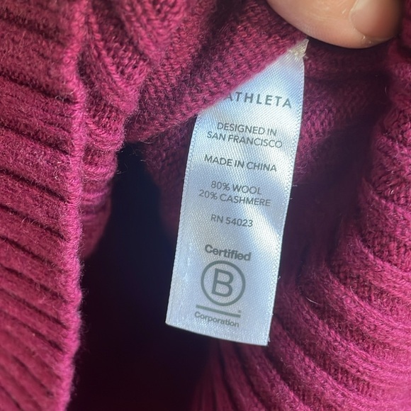 Athleta Women's Cashmere Wool V-Neck Sweater - Burgundy - Picture 8 of 9